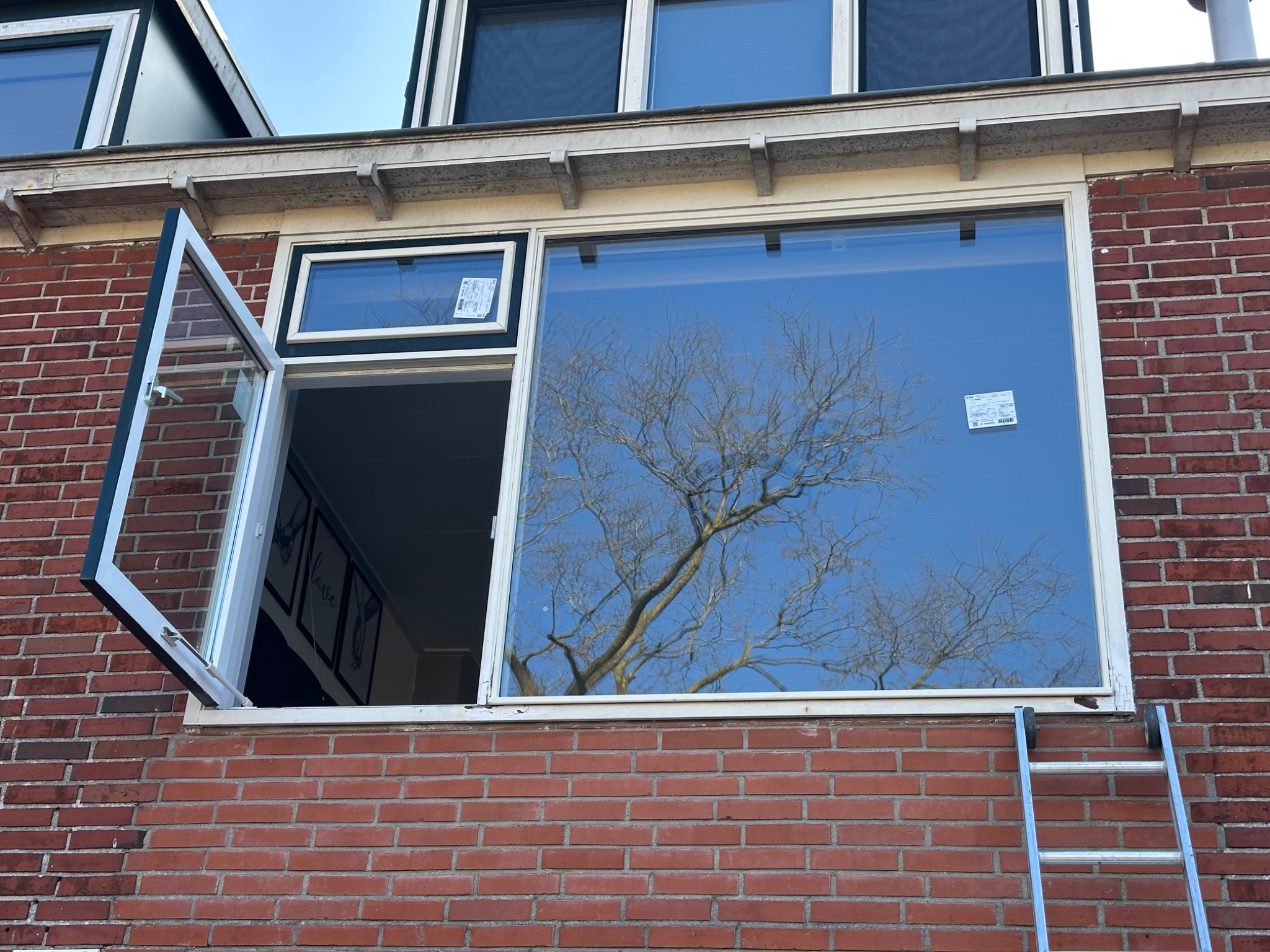 Bovenverdieping met nieuw glas